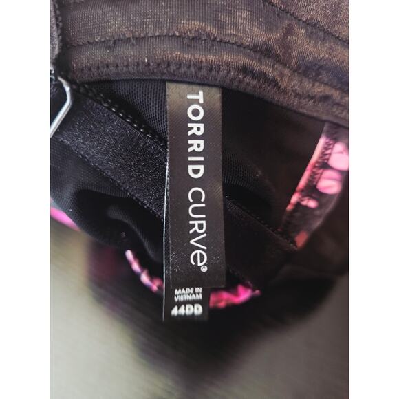 Torrid Curve Push- Up Plunge Black Lace Overlay Pink Floral Bra 42DD - Picture 4 of 5